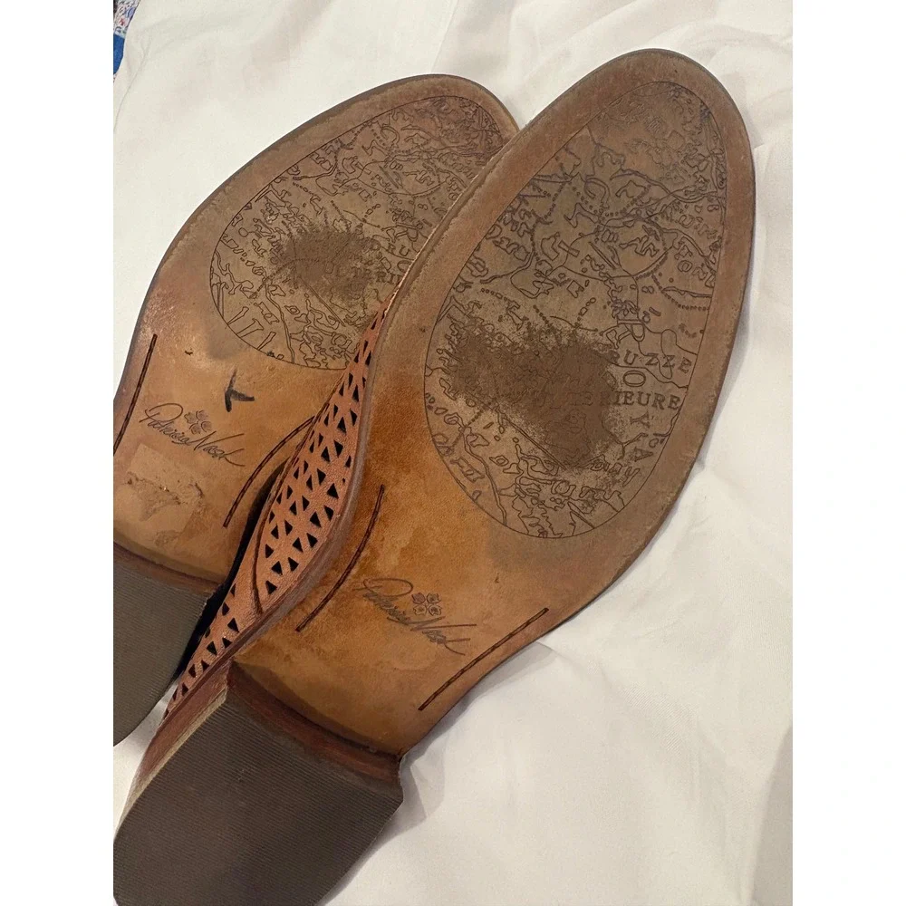 Patricia Nash Sophia Perforated Leather Oxford 7.5 Brown Lace Up Shoes DerbyBoho